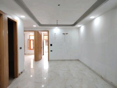 Living Room Image of 1700 Sq.ft 3 BHK Apartment / Flat for sale in Saraswati Executive Home, Noida Extension Greater Noida for Rs. 6400000