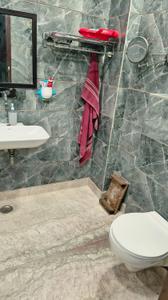 Bathroom Image of 1750 Sq.ft 3 BHK Builder Floor for sale in Azadpur New Delhi for Rs. 20000000