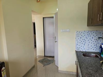 Kitchen Image of 350 Sq.ft 1 BHK Apartment / Flat for rent in Worli Mumbai for Rs. 50000