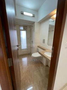 Bathroom Image of 988 Sq.ft 2 BHK Apartment / Flat for sale in Chembur Mumbai for Rs. 35000000