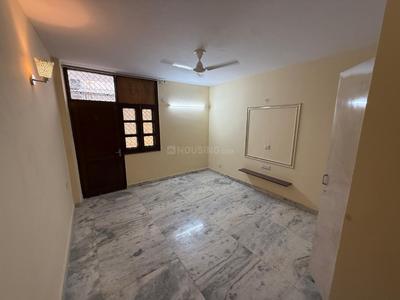 Bedroom Image of 1800 Sq.ft 3 BHK Builder Floor for rent in Lajpat Nagar New Delhi for Rs. 130000