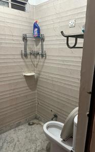 Image of 1350 Sq.ft 2 BHK Builder Floor for rent in Sector 17, Gurgaon for Rs. 40000