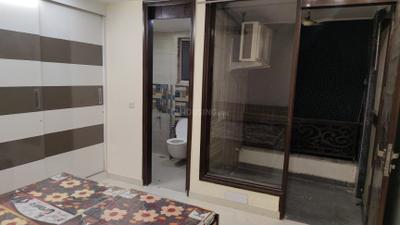 Bedroom Image of 1200 Sq.ft 3 BHK Builder Floor for rent in Swaraj Homes RWA E3 E4 and E5, Malviya Nagar New Delhi for Rs. 75000