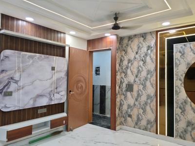 Living Room Image of 1000 Sq.ft 3 BHK Apartment / Flat for sale in Chandra Park New Delhi for Rs. 7500000