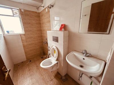 Image of 1450 Sq.ft 3 BHK Apartment / Flat for rent in Lokhra, Guwahati for Rs. 33000
