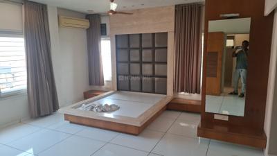 Bedroom Image of 3800 Sq.ft 4 BHK Apartment / Flat for sale in Vemali Vadodara for Rs. 16500000