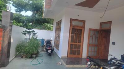 Image of 2100 Sq.ft 2 BHK Builder Floor for rent in Gomti Nagar Extension, Lucknow for Rs. 20000
