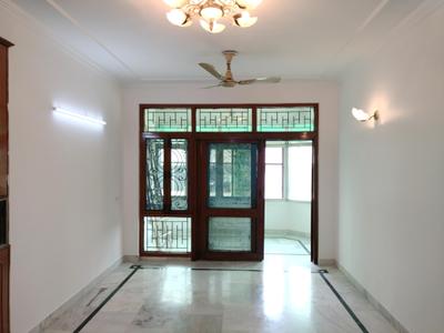 Living Room Image of 1800 Sq.ft 3 BHK Apartment / Flat for sale in Hilansh.       Hilansh Apartment.    Dwarka Sector 10.    , Sector 10 Dwarka New Delhi for Rs. 33500000