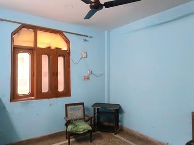 1 RK Independent Builder Floor