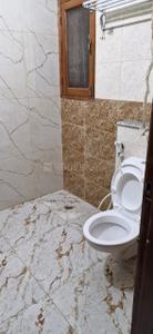 Image of 1600 Sq.ft 2.5 BHK Builder Floor for rent in Sector 31, Noida for Rs. 35500