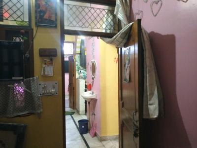 Bedroom Image of 450 Sq.ft 2 BHK Builder Floor for sale in Shastri Nagar New Delhi for Rs. 4200000