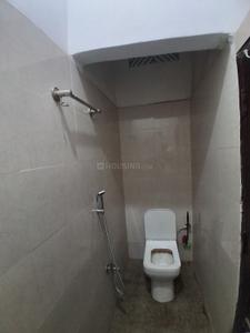 Bathroom Image of 980 Sq.ft 1 BHK Builder Floor for rent in Gomti Nagar Lucknow for Rs. 13000