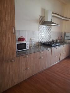 Kitchen Image of 2800 Sq.ft 2 BHK Builder Floor for rent in Sector 46 Gurgaon for Rs. 50000