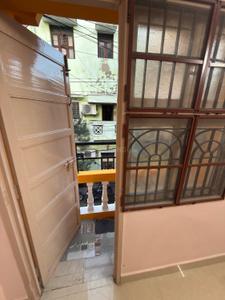 Balcony Image of 850 Sq.ft 2 BHK Apartment / Flat for rent in Mylapore Chennai for Rs. 26000