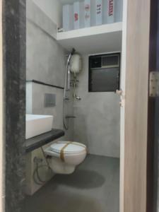 Common Bathroom Image of 910 Sq.ft 3 BHK Apartment / Flat for sale in Vasai West Vasai for Rs. 9900000