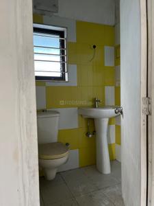 Bathroom Image of 1550 Sq.ft 3 BHK Apartment / Flat for sale in Jodhpur Park Kolkata for Rs. 16500000
