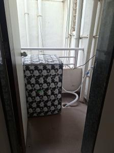 Image of 750 Sq.ft 2 BHK Apartment / Flat for rent in Esclare Royale, Kharadi, Pune for Rs. 37000