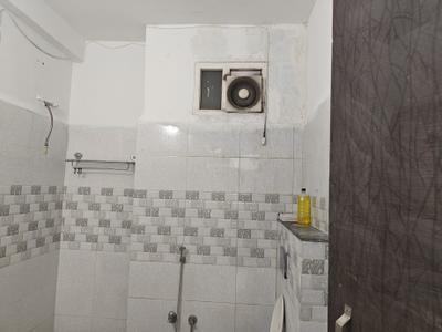 Bathroom Image of 2400 Sq.ft 3 BHK Independent House for rent in Shiv Vatika Brij Residency, Nipania Indore for Rs. 35000