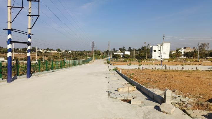 Yesh Mega City G Ex Main Image 1