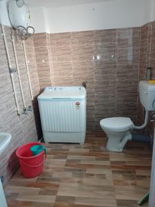 Bathroom Image of 650 Sq.ft 1 RK Independent House for rent in Chandmari Guwahati for Rs. 16000