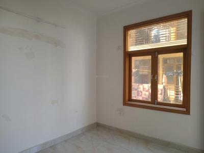 Bedroom Image of 650 Sq.ft 2 BHK Builder Floor for sale in Khanpur New Delhi for Rs. 3700000