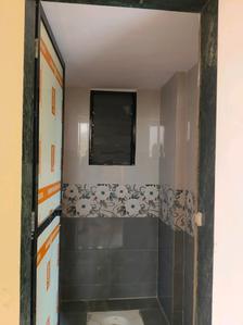 Common Bathroom Image of 553 Sq.ft 1 BHK Apartment / Flat for sale in Kalyan West Kalyan for Rs. 2200000