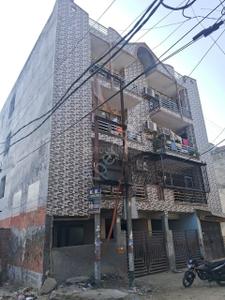 Image of 550 Sq.ft 2 BHK Apartment / Flat for sale in DLF Ankur Vihar, Ghaziabad for Rs. 810000