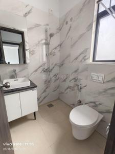 Bathroom Image of 700 Sq.ft 1.5 BHK Apartment / Flat for sale in Risland The Icon, Thane West Thane for Rs. 11300000