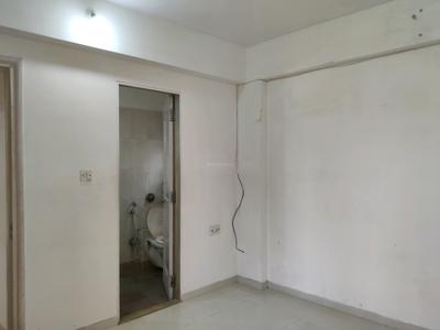 Bedroom Image of 845 Sq.ft 2 BHK Apartment / Flat for rent in Kasarvadavali Thane for Rs. 24000