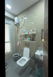Bathroom Image of 850 Sq.ft 2 BHK Apartment / Flat for sale in Hemali Casa Emerald, Mazgaon Mumbai for Rs. 31000000
