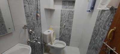 Bathroom Image of 600 Sq.ft 1 BHK Builder Floor for rent in Kammanahalli Bengaluru for Rs. 21500
