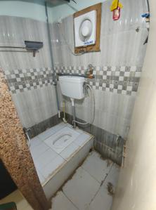 Bathroom Image of 600 Sq.ft 3 BHK Apartment / Flat for sale in Gota Ahmedabad for Rs. 6800000