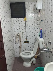 Bathroom Image of 725 Sq.ft 2 BHK Apartment / Flat for sale in Choolaimedu Chennai for Rs. 6400000