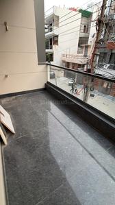 Balcony Image of 1800 Sq.ft 3 BHK Builder Floor for sale in Rajouri Garden New Delhi for Rs. 42500000