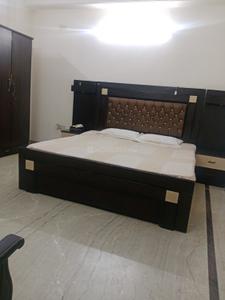 Bedroom Image of 1500 Sq.ft 1 BHK Builder Floor for rent in Sector 17 Gurgaon for Rs. 36000