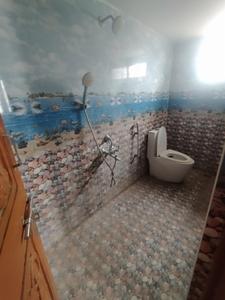 Bathroom Image of 1500 Sq.ft 2 BHK Independent House for rent in Red Hills Chennai for Rs. 18000
