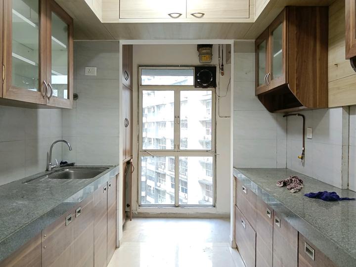 K Raheja Vivarea Main Image 1