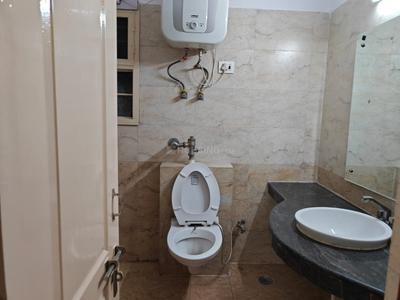 Bathroom Image of 1670 Sq.ft 3 BHK Apartment / Flat for sale in Eldeco Eternia, Madiyava Lucknow for Rs. 12500000