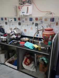 Kitchen Image of 900 Sq.ft 1 BHK Apartment / Flat for rent in Nipania Indore for Rs. 11000