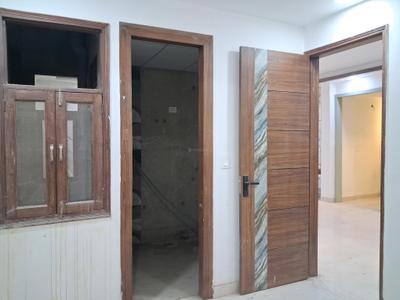 Bedroom Image of 1350 Sq.ft 2.5 BHK Apartment / Flat for sale in Shree Maruti Dham, Sector 49 Noida for Rs. 7500000
