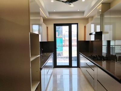 Kitchen Image of 2100 Sq.ft 4 BHK Builder Floor for sale in Big Block South City 2, Sector 49 Gurgaon for Rs. 33900000
