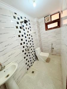 Bathroom Image of 450 Sq.ft 1 BHK Independent House for sale in Chhattarpur New Delhi for Rs. 10000000