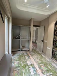 Bedroom Image of 1400 Sq.ft 3 BHK Builder Floor for rent in Swaraj Homes Saini Enclave RWA, Karkardooma New Delhi for Rs. 50000