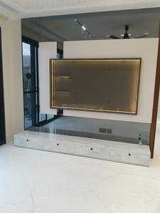 Hall Image of 2700 Sq.ft 4 BHK Builder Floor for sale in BPTP Amstoria , Sector 102 Gurgaon for Rs. 52500000