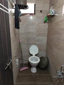 Bathroom Image of 430 Sq.ft 1 BHK Apartment / Flat for rent in Kangsiyali Rajkot for Rs. 7000