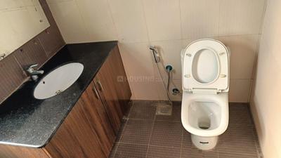 Bathroom Image of 3500 Sq.ft 4 BHK Villa for rent in Aparna Cyber County, Nallagandla Hyderabad for Rs. 90000
