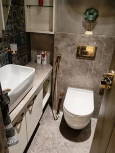 Bathroom Image of 3600 Sq.ft 4 BHK Apartment / Flat for sale in Beliaghata Kolkata for Rs. 49900000