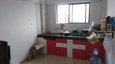 Kitchen Image of 975 Sq.ft 2 BHK Apartment / Flat for rent in SP Platinum Towers, Handewadi Pune for Rs. 19500