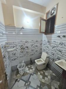 Image of 1272 Sq.ft 2.5 BHK Apartment / Flat for rent in Sector 70, Noida for Rs. 29000