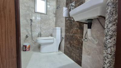 Bathroom Image of 600 Sq.ft 1 BHK Apartment / Flat for sale in Sector 11 Dwarka New Delhi for Rs. 11000000